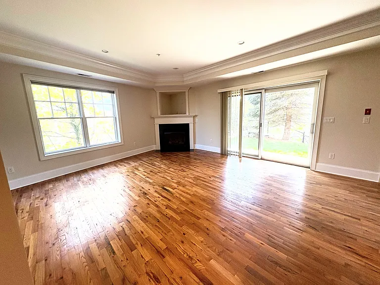 21 Seir Hill Rd #9 — Photo 2