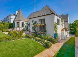 4202 Los Nietos Dr, Los Angeles, CA 90027