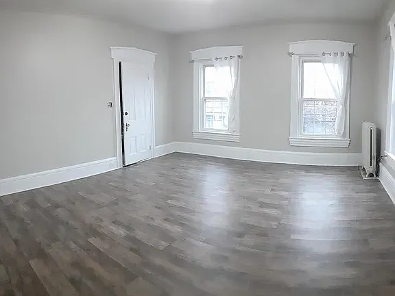 704 W Market St #3 — Photo 4