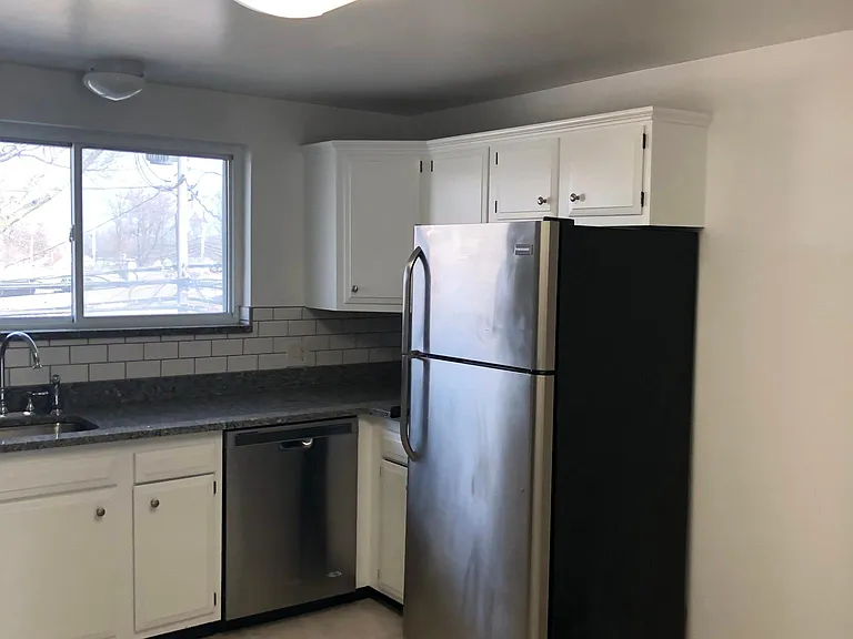 2470 Sheridan Dr #2 — Photo 5