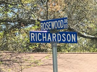 100 Rosewood Dr, Hammond, LA 70401