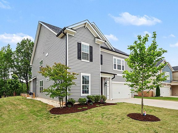 4th image of 405 Porter Hill Dr
