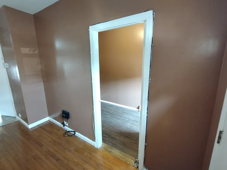 1478 E 93rd St #1 — Photo 10