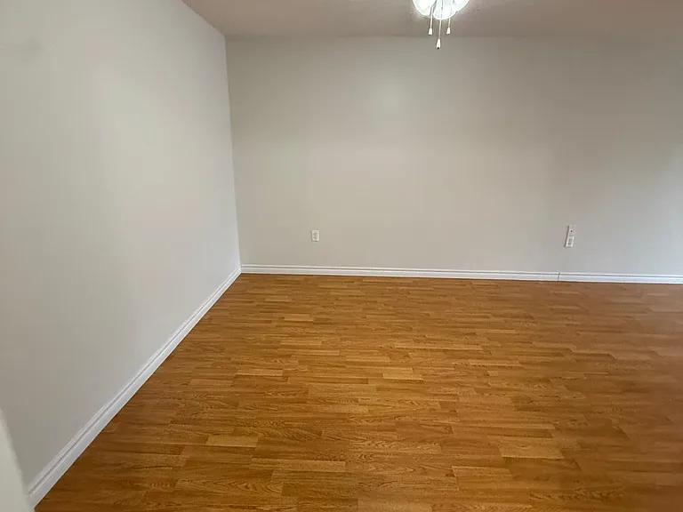 230 Mapleton Rd — Photo 13