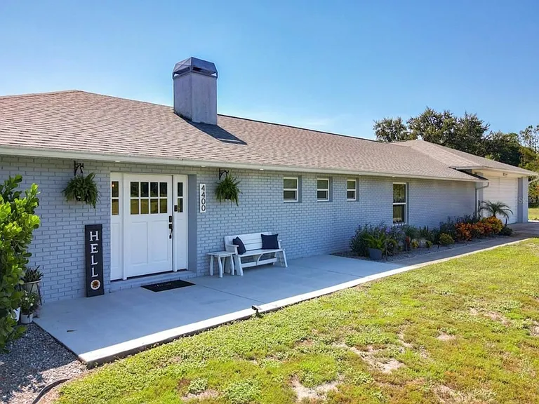 4400 Thermal Ln — Photo 2