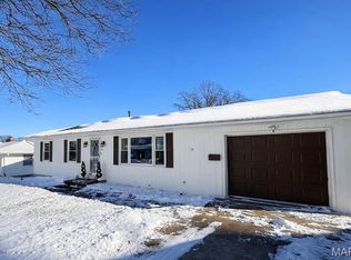 6 Fair Oaks Dr, Hannibal, MO 63401