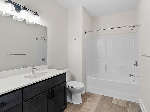 4th image of 300 Dunnwood Green Ln #213