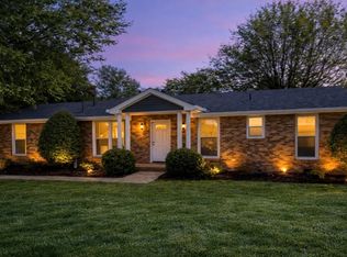 135 Dana Dr, Hendersonville, TN 37075