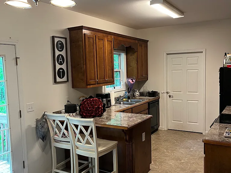 115 Hidden Valley Trl N — Photo 6