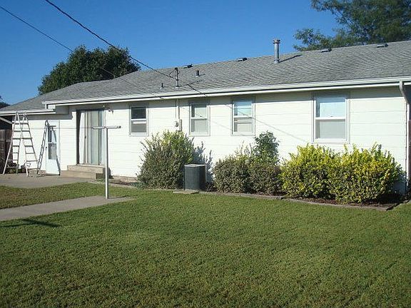 3rd image of 2506 Timber Dr