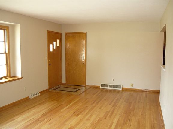 2nd image of 3510 Eagle Ct