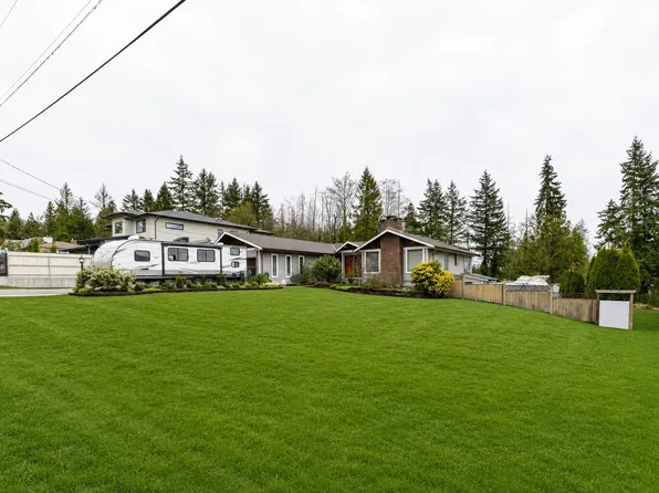 7262 209a St, Langley, BC V2Y 2E4