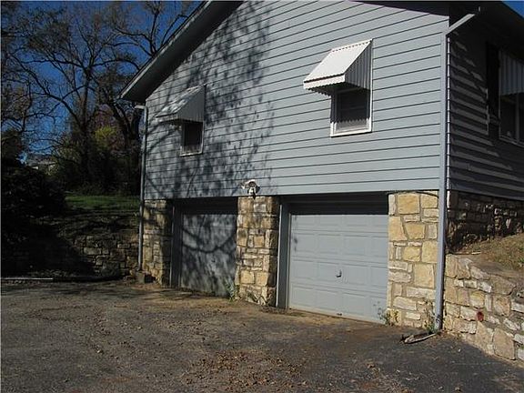 5th image of 1920 N 50th Ter