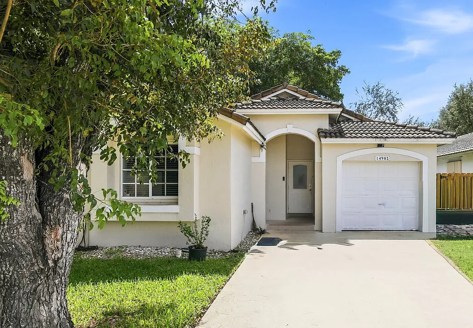14982 SW 143rd Ter