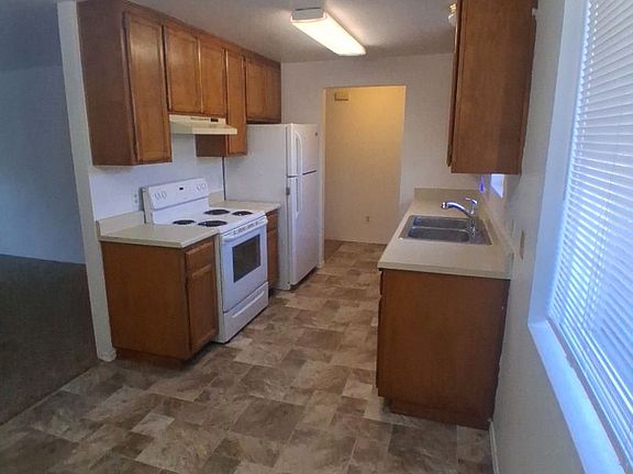 4th image of 344 Lorraine Ave APT D