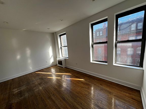 3rd image of 436 Broadway #16R