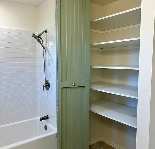 976 Calle Jazmin #B — Photo 11