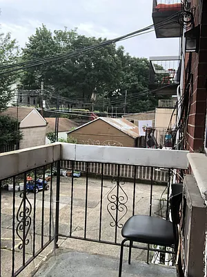 Rented by Astoria Realty | media 21