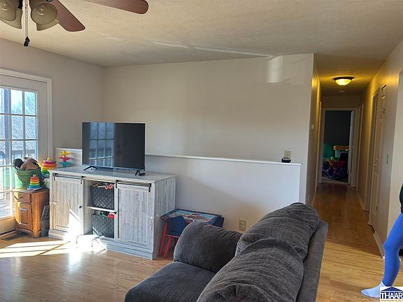 4th image of 1300 Red Cedar Ln