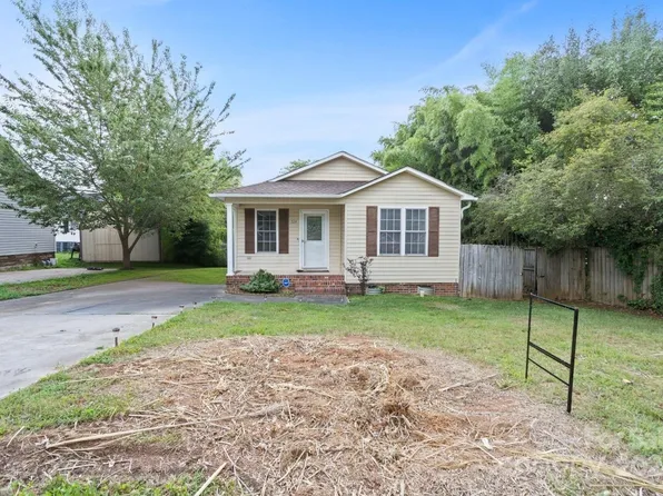 724 Deaton St, Concord, NC 28081