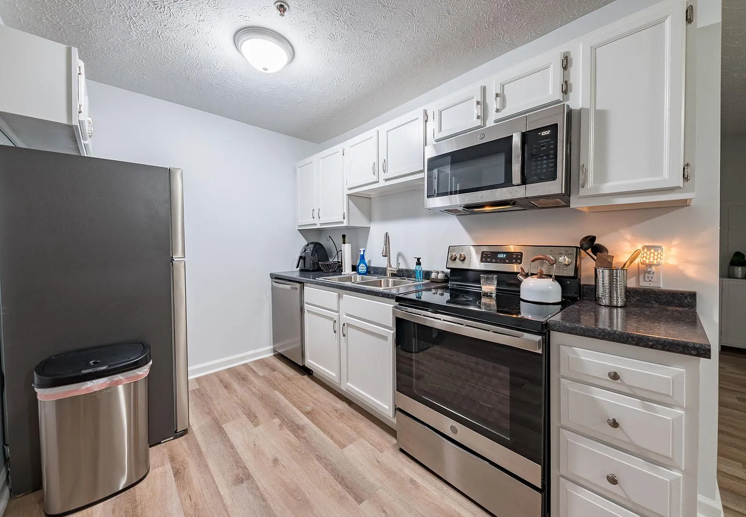 2 bed, $1,500 — Photo 3