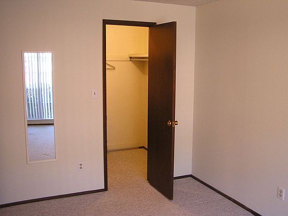 3rd image of 3445 S 176th St Unit 305