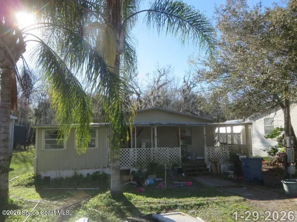1462 Elizabeth St, New Smyrna Beach, FL 32168
