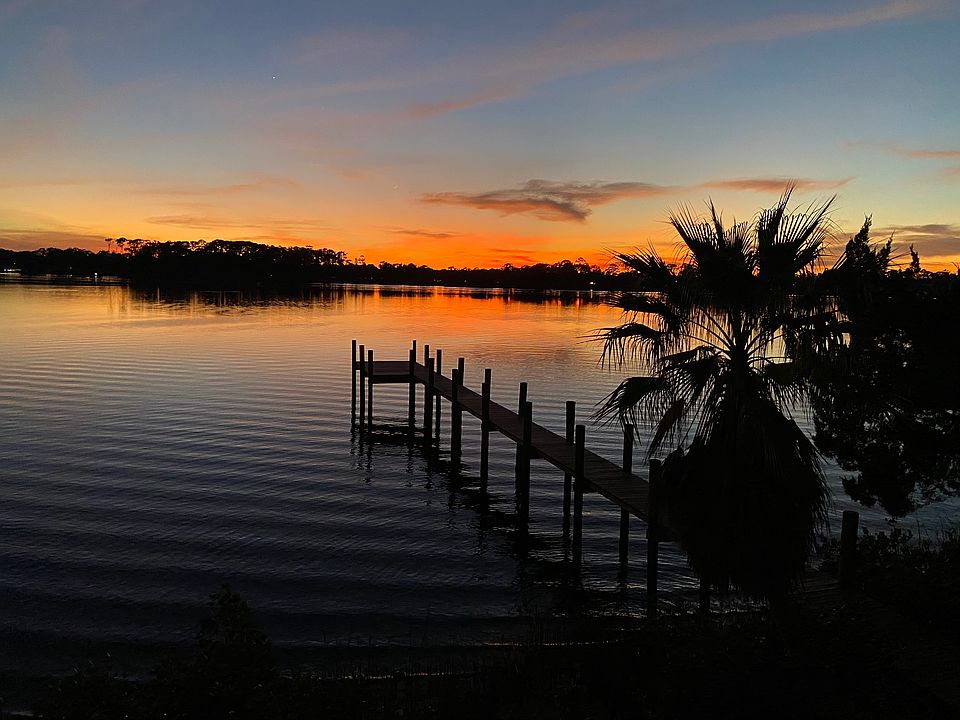 1st image of 2824 Sunset Dr