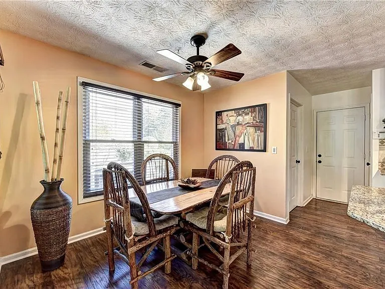 3940 Piper Glen Dr — Photo 9