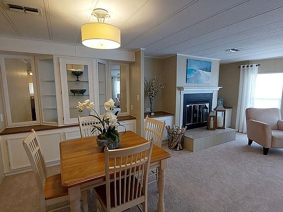 5th image of 136 Briar Creek Blvd #4