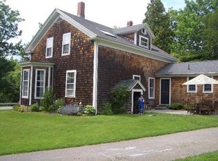 246 Paradise Ave, Middletown, RI 02842