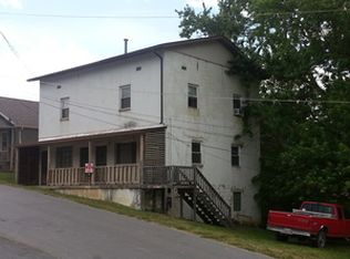 2 Middle St, Union, WV 24983