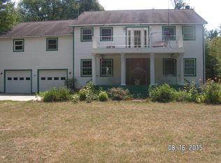 297 E Sternberg Rd, Norton Shores, MI 49441
