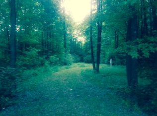 4325 Middle Rd, Conneaut, OH 44030