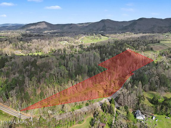 3rd image of Wears Valley Rd