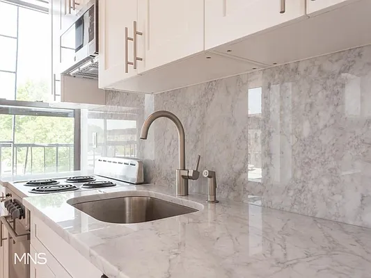 Rented by MNS Marketing | media 20