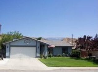 1163 W King St, Banning, CA 92220