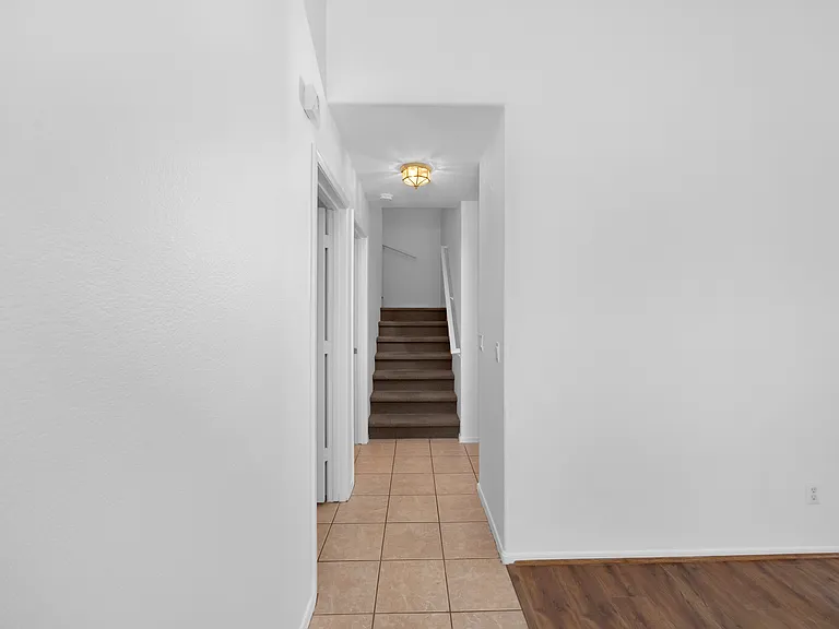 3309 E San Remo Ave — Photo 7