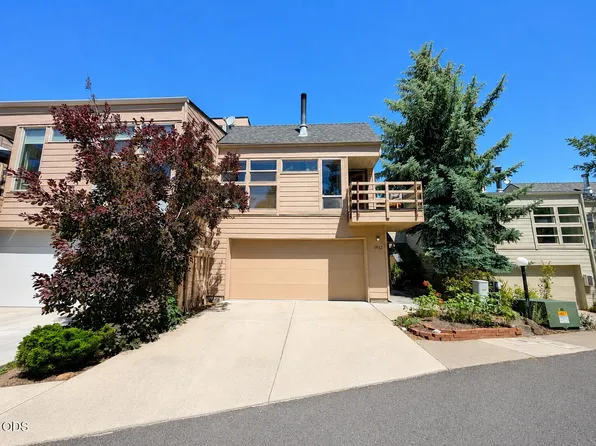 1952 NE Otelah Pl, Bend, OR 97701