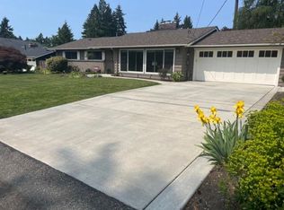 5725 91st Ave SE, Mercer Island, WA 98040