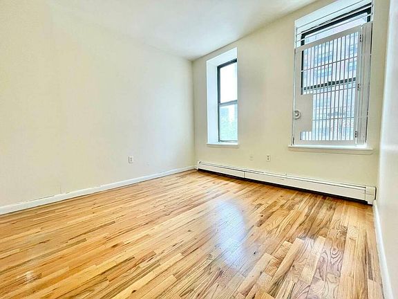 2nd image of 333 E 108th St APT 4D