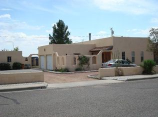 714 Eagle Dr, Anthony, NM 88021