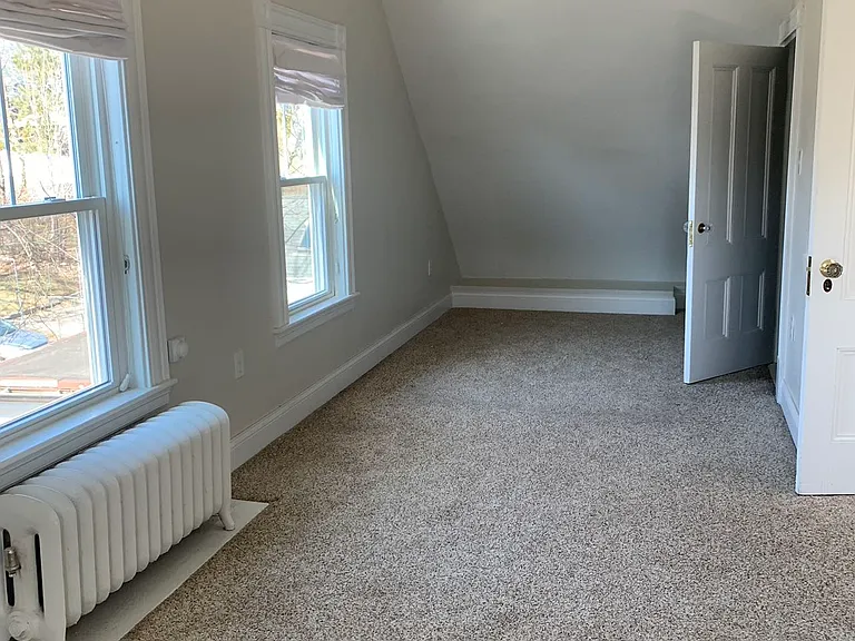 137 Prospect Ave — Photo 9