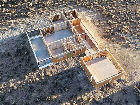 4th image of 26A Buggy Rd