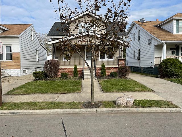 1st image of 1388 College Ave