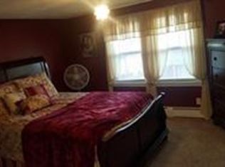 28 Douglas St #3, Worcester, MA 01603