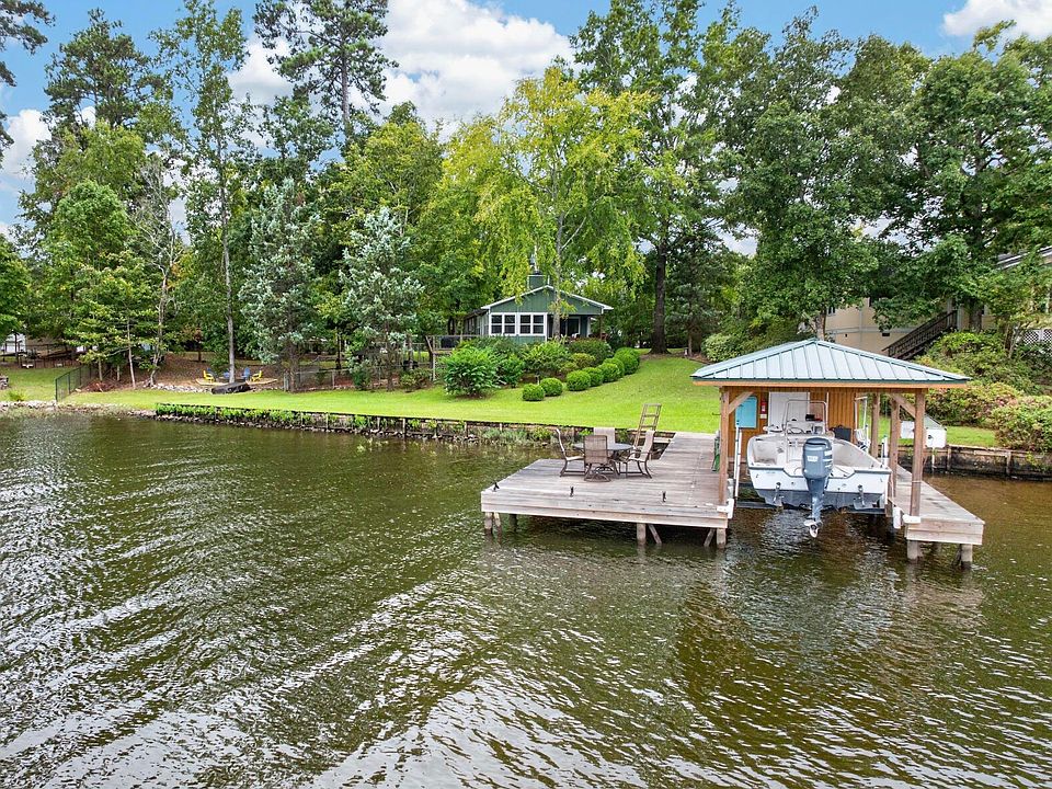 1st image of 2260 Oconee Dr