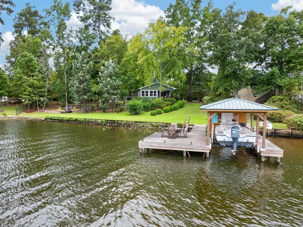2260 Oconee Dr, Sparta, GA 31087