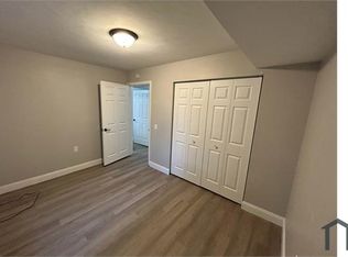 1713 Dorchester Ave APT 8, Kalamazoo, MI 49001