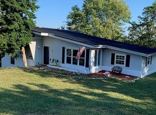 194 Cottage Dr, Scottsville, KY 42164